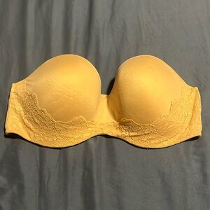 Victoria’s Secret strapless bra lace